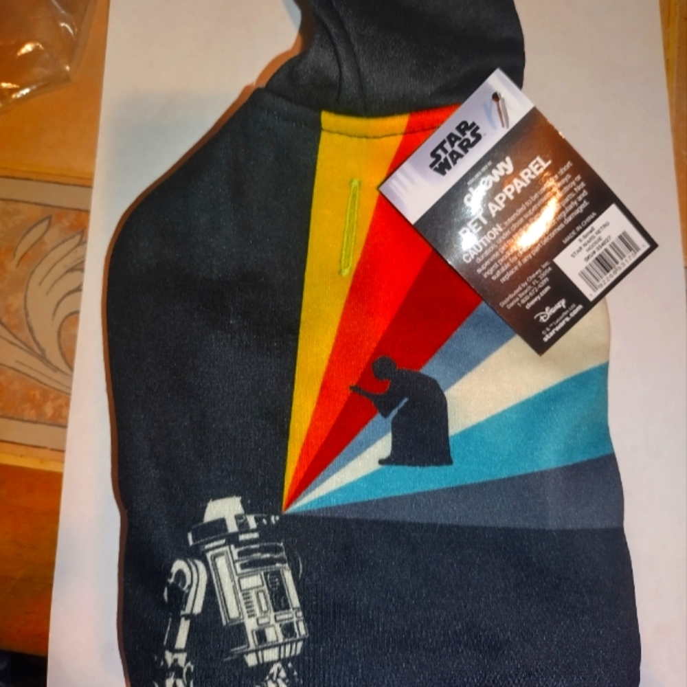 New X-small pet hoodie Star wars theme.